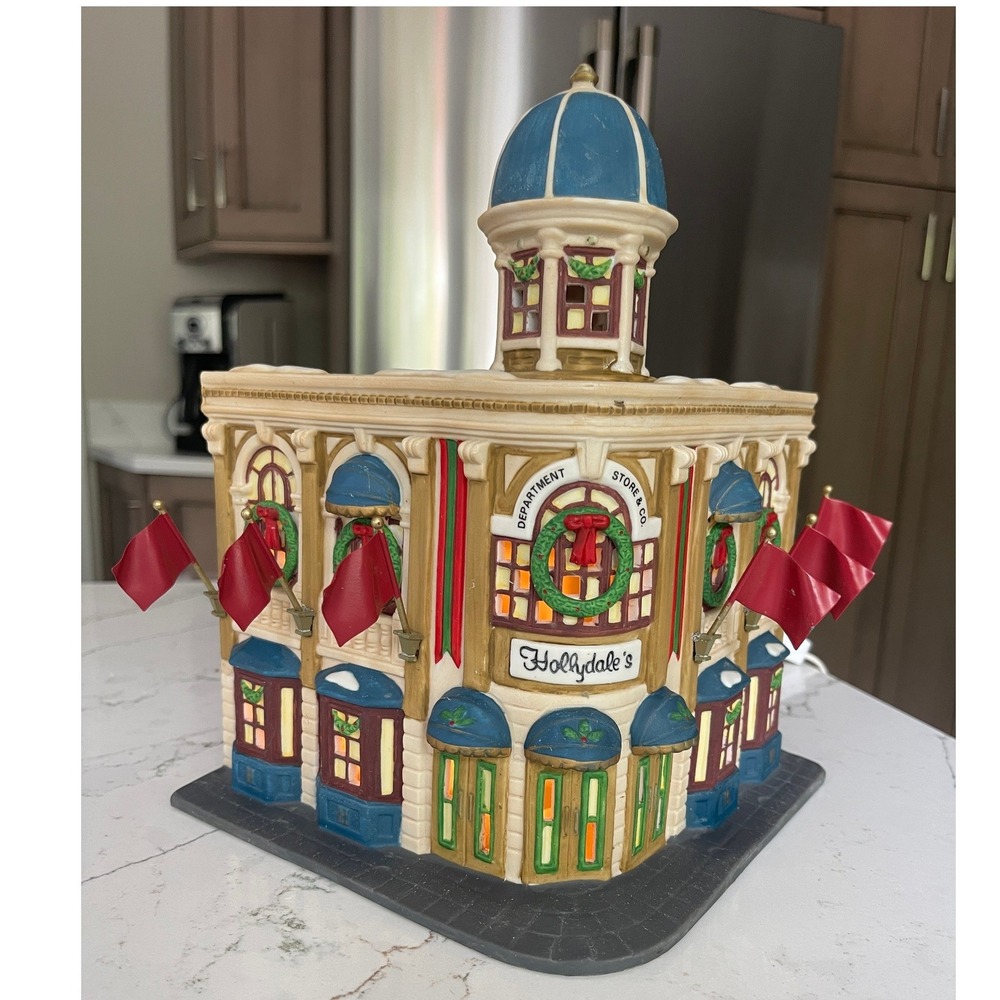 Dept 56 CIC Hollydale's Department Store & Co. Christmas Village Building City